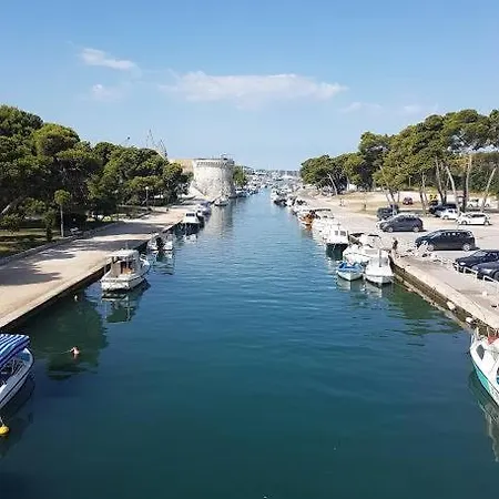 Cosy Corner Apartment Trogir