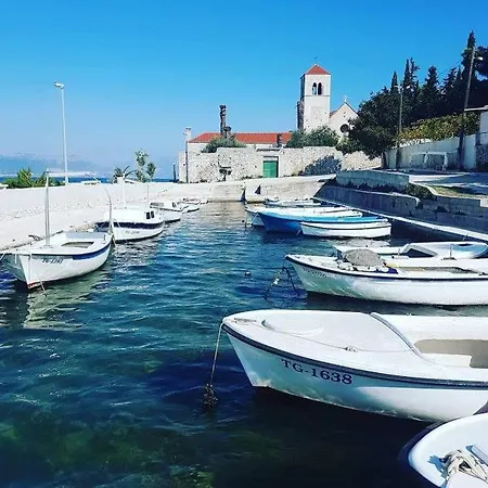 Cosy Corner 公寓 特罗吉尔